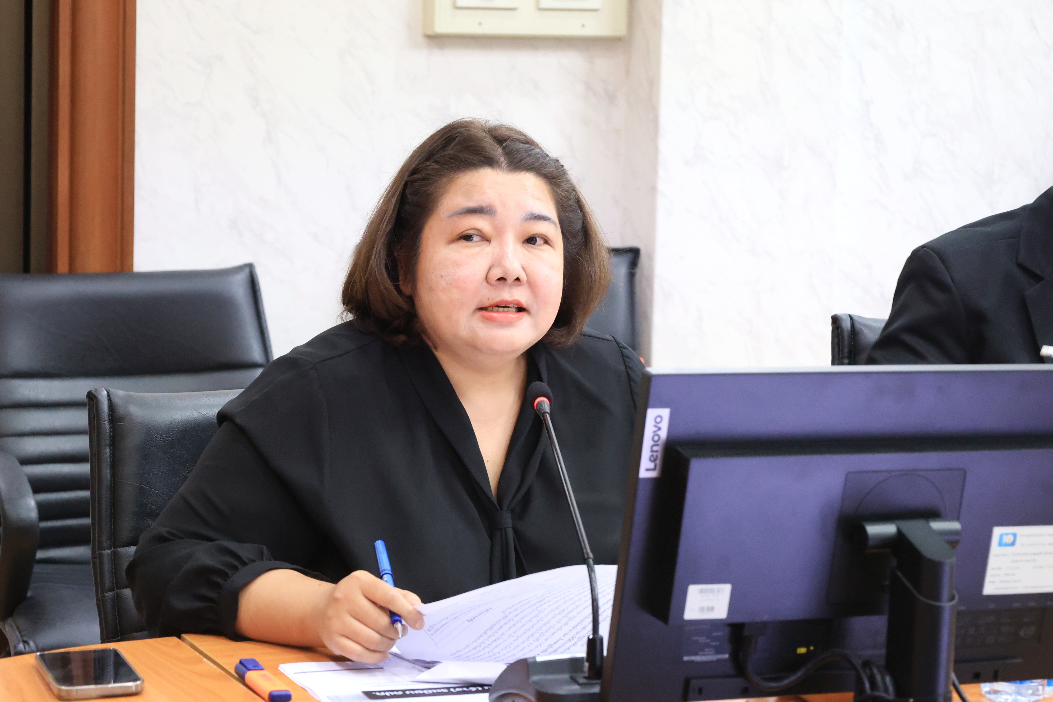 title - สำนักกฎหมาย จัดประชุมรับฟังความคิดเห็น(ร่าง)ระเบียบคณะกรรมการปฏิรูปที่ดินเพื่อเกษตรกรรม ว่าด้วยหลักเกณฑ์ วิธีการและเงื่อนไข ในการพิจารณาให้ใช้ประโยชน์ที่ดินเพื่อจัดทำกิจการสาธารณูปโภคและกิจการอื่นๆ อันเป็นประโยชน์สาธารณะในเขตปฏิรูปที่ดิน พ.ศ. ....